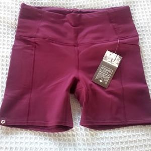 NWT Oiselle pocket jogger shorts